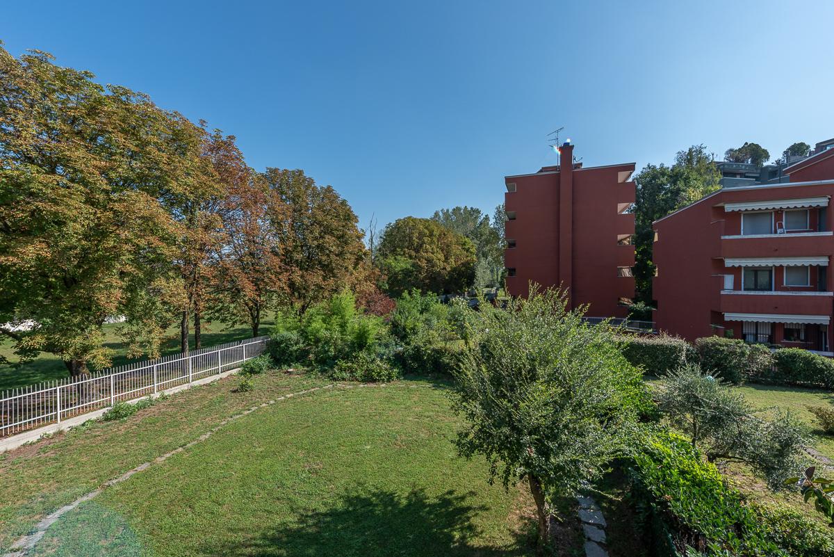 Villa a schiera luminosissima con magnifico giardino  San Bovio (Peschiera Borromeo) Vendita in Esclusiva - 23