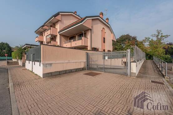 Box/Garage Grande  San Bovio (Peschiera Borromeo) - in Affitto