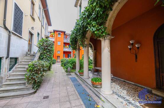 Bilocale affascinante  Milano (Cenisio) - in Affitto